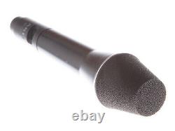 AKG D222 E TwoWay Cardioid Vintage Dynamic Microphone +matching Shure Clip
