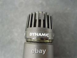 Dynamic microphone Model No. SM57 SHURE