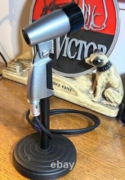 Early 1960's SHURE 540 Sonodyne Dynamic Microphone, working withdesk stand & cable