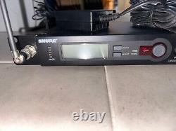 LOT OF 2 Shure SLX4 and SLX1 Wireless Microphone Receiver Mic J3 572-596 MHz