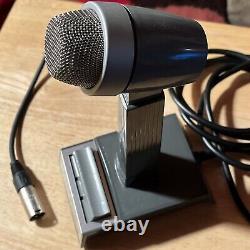 Shure 522 Dynamic Base-Station Cardioid Voice Unidirectional Microphone Paging