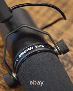 Shure SM7B Cardioid Dynamic Vocal / Broadcast Microphone NEW US