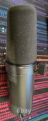 Shure SM7B Cardioid Dynamic Vocal Microphone