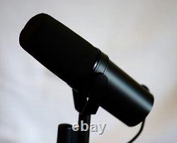 Shure SM7B Microphone + Purple Windscreen. Brand New