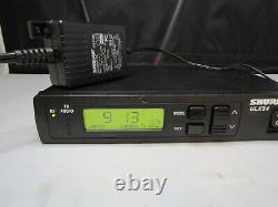 Shure ULXS4 J1 554-590 MHz Wireless System with ULX1 Bodypack WL185 Lav Mic + Bag