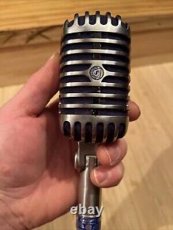 Collectionneurs! Microphone dynamique Shure 55S Unidyne 'Elvis' de 1956 aux États-Unis