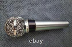 MICROPHONE SHURE avec NOUVELLE MOUSSE 565SD Vintage des années 60-70 FONCTIONNE EXCELLENT PRESQUE COMME NEUF