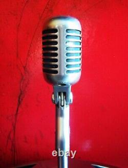 Microphone Shure 55S dynamique cardioïde vintage de 1960 avec pied E. V 423A Elvis Propriété