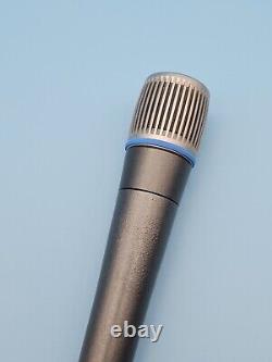 Microphone Shure BETA57 vintage avec nouvelle mousse, sonne superbement Beta 57