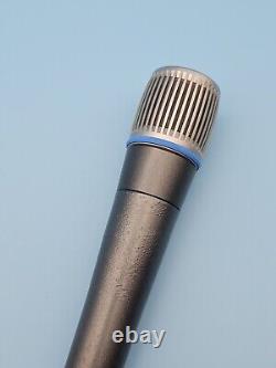 Microphone Shure BETA57 vintage avec nouvelle mousse, sonne superbement Beta 57