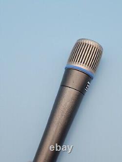 Microphone Shure BETA57 vintage avec nouvelle mousse, sonne superbement Beta 57