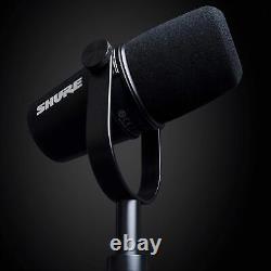 Microphone USB Shure MV7 pour le podcasting, l'enregistrement, le streaming en direct et les jeux.