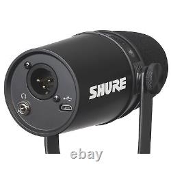 Microphone à condensateur Shure MV7 pour enregistrement vocal de podcast en direct en noir.