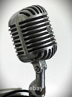 Microphone dynamique SHURE 55C Fatboy vintage des années 1940, en parfait état de fonctionnement et original.