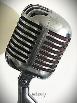 Microphone dynamique SHURE 55C Fatboy vintage des années 1940, en parfait état de fonctionnement et original.