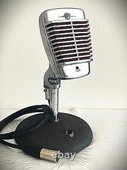 Microphone dynamique Shure 51 Sonodyne des années 1950, vintage, original et fonctionnel.