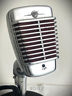 Microphone dynamique Shure 51 Sonodyne des années 1950, vintage, original et fonctionnel.