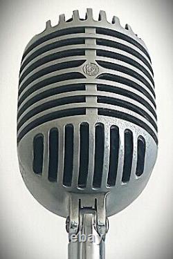 Microphone dynamique Shure 55C des années 1940 restauré, son lisse avec pied et câble