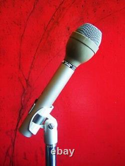 Microphone dynamique Shure 579SB vintage des années 1980 avec accessoires 540 575 533SA de basse impédance