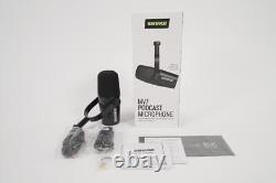 Microphone dynamique Shure MV7 USB XLR utilisé pour les podcasts JP