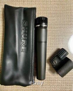 Microphone dynamique Shure SM57 pour instruments utilisé et fonctionnant au Japon