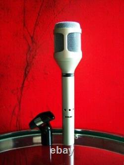 Microphone dynamique cardioïde Shure SM53 vintage des années 1970 avec accessoires SM59 SM54.