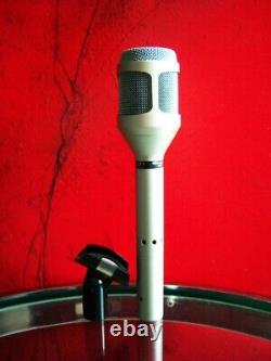 Microphone dynamique cardioïde Shure SM53 vintage des années 1970 avec accessoires SM59 SM54.