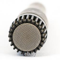 Microphone dynamique cardioïde Shure Unidyne III SM57 fabriqué aux États-Unis, modèle vintage.