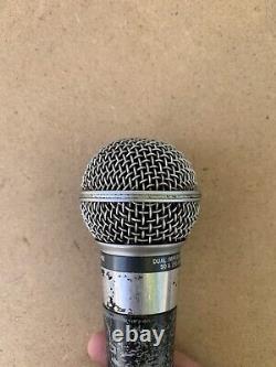 Microphone dynamique unidirectionnel Shure SM58 vintage testé et fonctionne