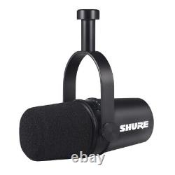 Microphone vocal / broadcast dynamique cardioïde Shure MV7 avec sorties USB et XLR noir