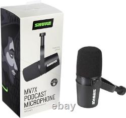 Microphone vocal / de diffusion dynamique cardioïde Shure MV7 avec sorties USB et XLR NEUF.