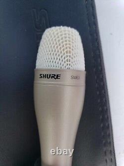 Microphone vocal dynamique omnidirectionnel Shure SM63 avec poignée de 14,5 cm
