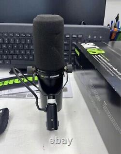 NOUVEAU Microphone vocal dynamique cardioïde actif Shure SM7DB avec préampli intégré