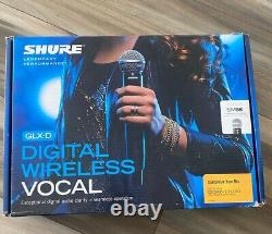 Récepteur sans fil numérique Shure GLXD4-Z2 & système de microphone Shure SM58