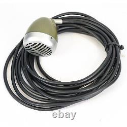 Shure 520DX Green Bullet Harmonica Omnidirectional Dynamic Microphone translates to: Microphone dynamique omnidirectionnel Shure 520DX Green Bullet pour harmonica.