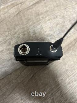 Shure AD1-G57 Axient émetteur de poche sans fil numérique avec connecteur TA4