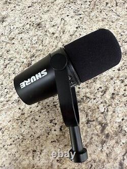 Shure Mv7 Usb Et Xlr Dynamic Podcast Microphone