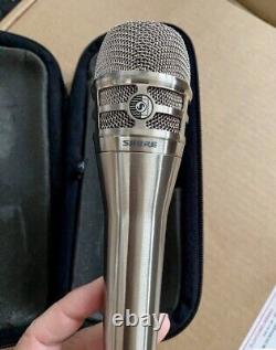 Vient de ramener le microphone vocal dynamique cardioïde Shure KSM8 Dualdyne en nickel
