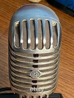 Vintage 1950's Shure 55s Microphone Dynamique- Travailler Avec Le Support Et Le Câble Du Bureau (net)