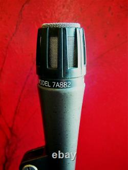 Vintage RARE Microphone dynamique cardioïde Dukane 7A882 des années 1970 avec double Z / Shure SM56